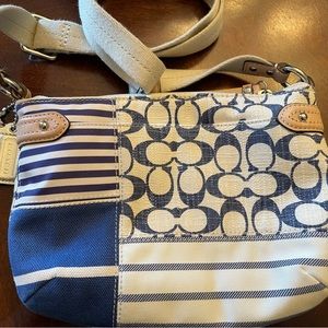 Coach daisy patchwork small shoulder/crossbody bag